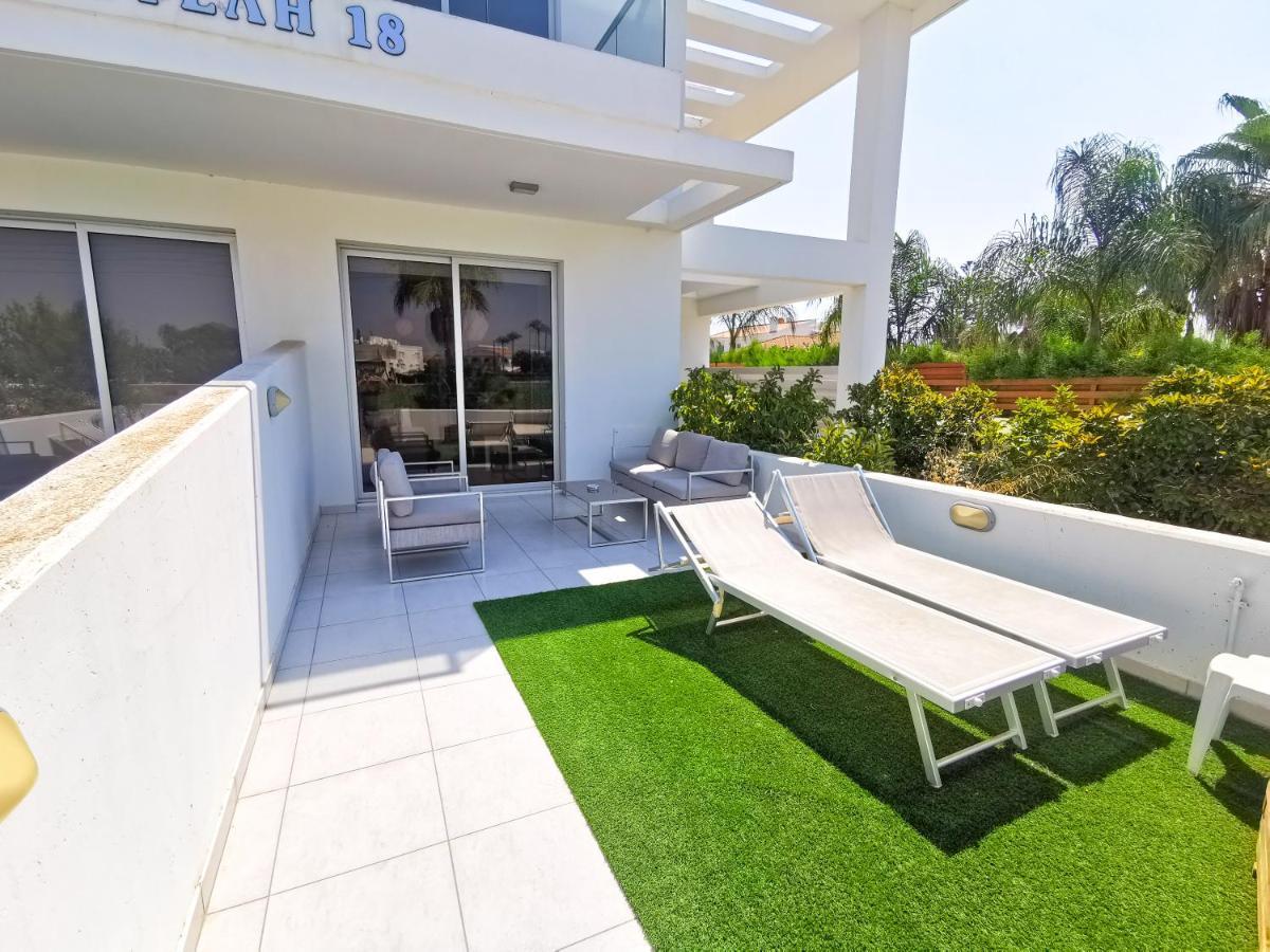 Happy Day Dreamer Apartments Pyla Exterior foto